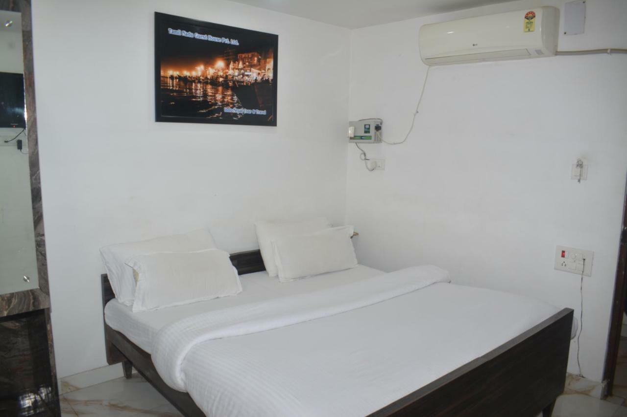 Hotel Tamilnadu Kashi Varanasi Bagian luar foto